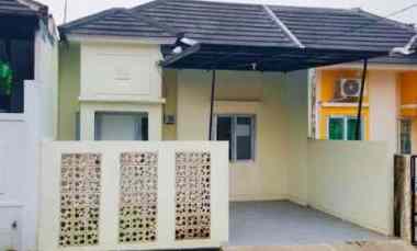 dijual rumah perum teras country recidence
