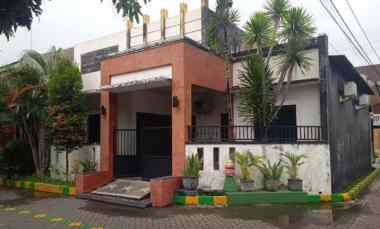 dijual rumah perumahan babatan wiyung