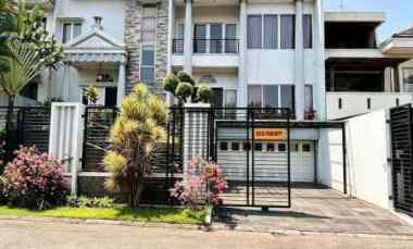 dijual rumah perumahan citra gran cibubur