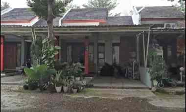 dijual rumah perumahan cluster astom