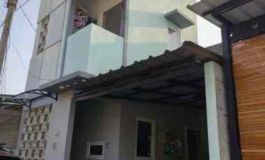 dijual rumah perumahan de kandias grande