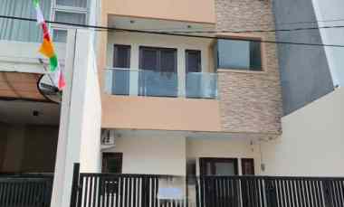 dijual rumah perumahan gading pandawa