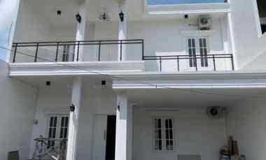 Dijual Rumah di Perumahan Ganendra Hill Bergaya American Style