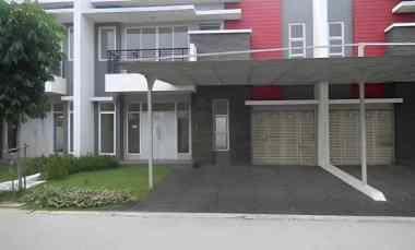 dijual rumah perumahan green lake city