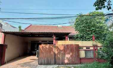 Rumah Hadap Taman Harapan Baru Regency Pulo Gebang Jakarta Timur
