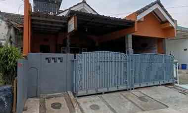 dijual rumah perumahan kalibaru permai