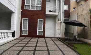 dijual rumah perumahan kota wisata cibubur