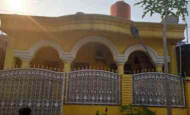 dijual rumah perumahan mega regency