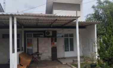 dijual rumah perumahan metland