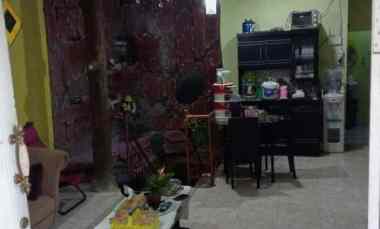 dijual rumah perumahan mustika karang