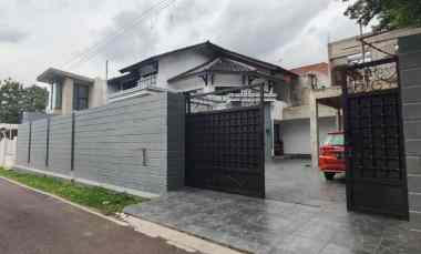 dijual rumah perumahan palem kartika