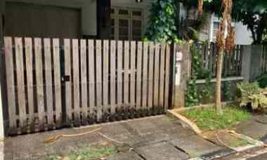 dijual rumah perumahan sakura regency