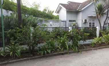 dijual rumah perumahan taman peninsula