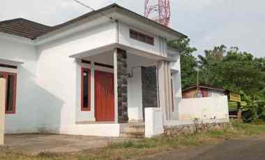 dijual rumah perumahan villa raya