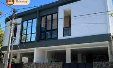 dijual rumah perumahan wiyung