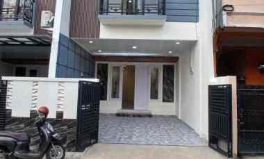 dijual rumah perumnas beji