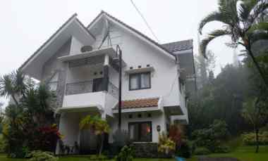 dijual rumah pesanggrahan kusuma