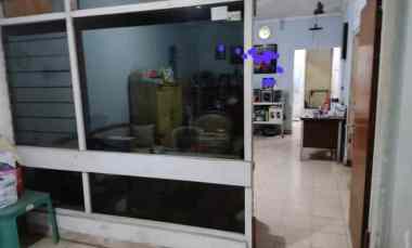 dijual rumah petemon
