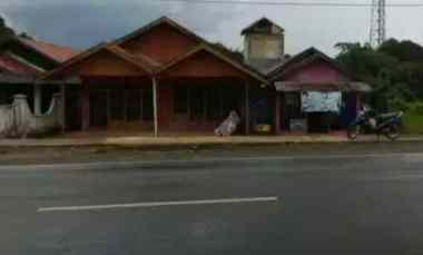 dijual rumah pinggir jalan raya strategis