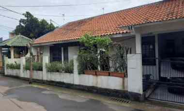 dijual rumah pisangan