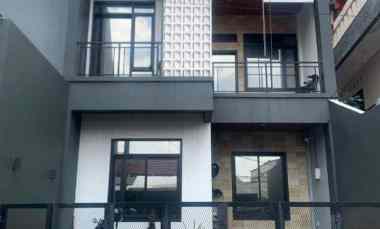 dijual rumah pisangan