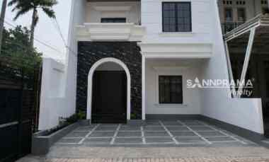 dijual rumah pisangan