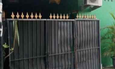 dijual rumah podnok ungu cendrawasih