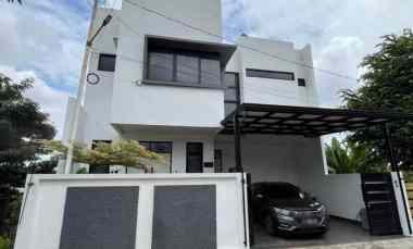 dijual rumah polban