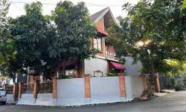 dijual rumah pondok aren