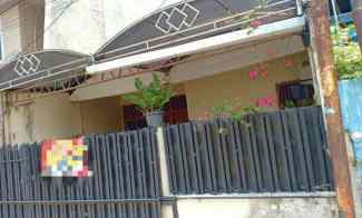 Rumah 2 Lantai Area Strategis Siap Huni di Pondok Bambu, Jaktim