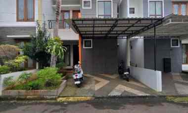 dijual rumah pondok bambu
