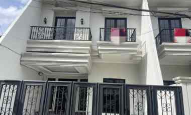 dijual rumah pondok bambu jakarta