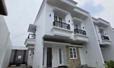 dijual rumah pondok bambu jakarta timur