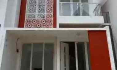 dijual rumah pondok gede