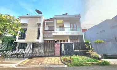 dijual rumah pondok indah