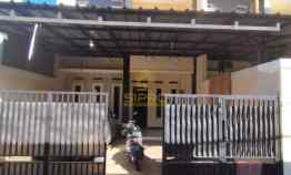 Dijual Rumah 2 Lantai Nempel Graha Raya Bintaro dekat Akses Tol Perigi