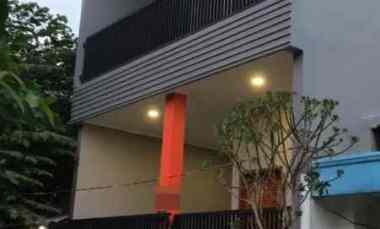 dijual rumah pondok kacang prima