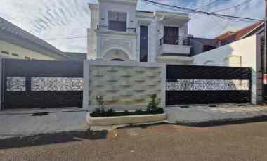 dijual rumah pondok kelapa