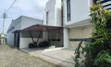 dijual rumah pondok kelapa