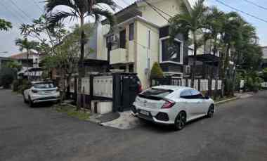 dijual rumah pondok kelapa
