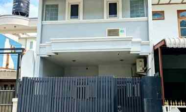 dijual rumah pondok kelapa