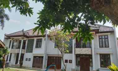 dijual rumah pondok labu