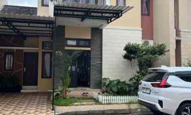 dijual rumah pondok permai dekat kfc