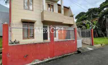 dijual rumah pondok ranji