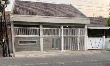 Rumah Second Terawat Kondisi Furnished dekat Juanda, Rungkut, Merr