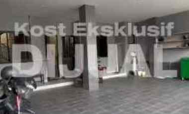 Kost Homy Terbaik di Pondok Tjandra dekat Bandara Raya Merr, Toll