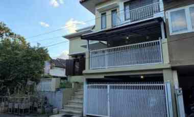 dijual rumah posisi hook lokasi perum landung sari