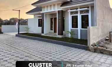 dijual rumah prambanan
