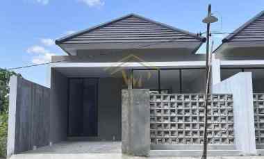 gambar dijual rumah prambanan sleman yogyakarta