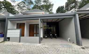 dijual rumah pucangan widodomartani